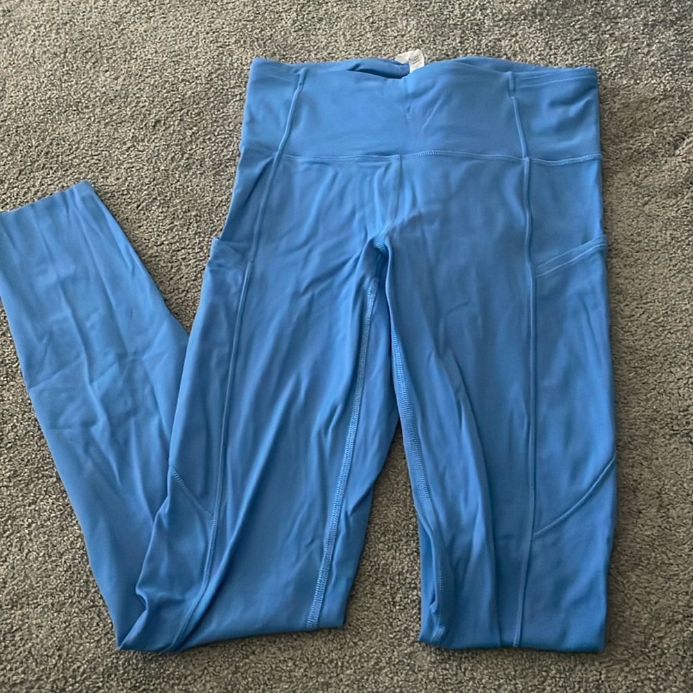 Lululemon Base Pace leggings w/ pockets